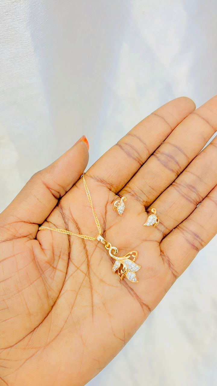 Chaîne + boucles d'oreilles