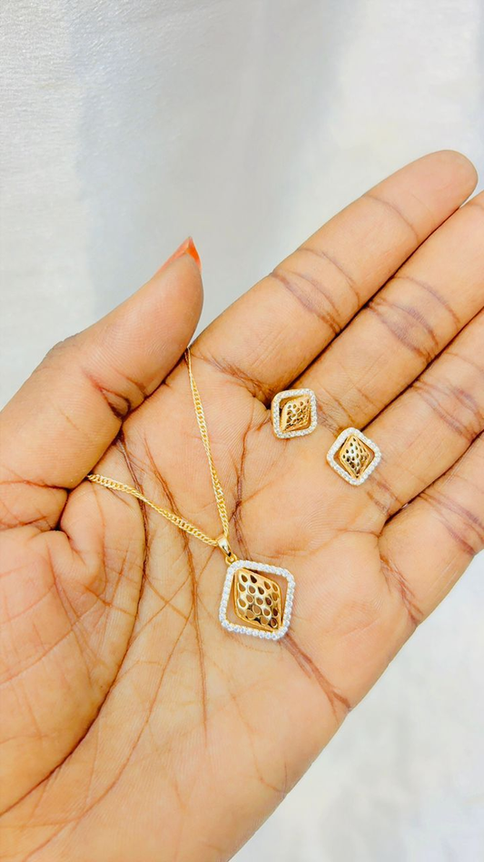 Chaîne + boucles d'oreilles